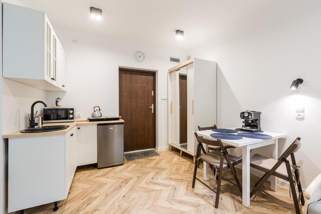 Ferienwohnung Apartament Na Plantach Lesko Exterior foto