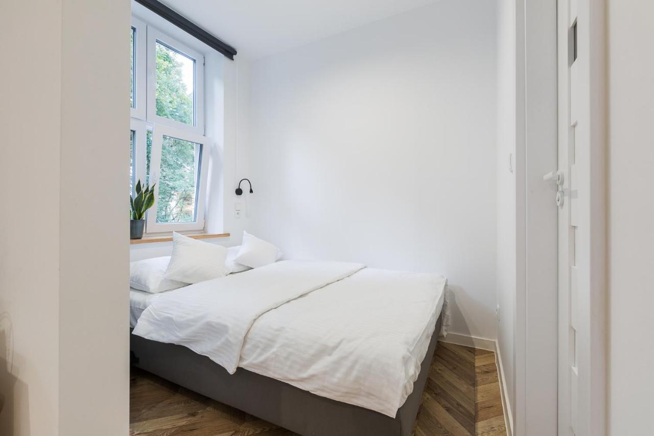 Ferienwohnung Apartament Na Plantach Lesko Exterior foto